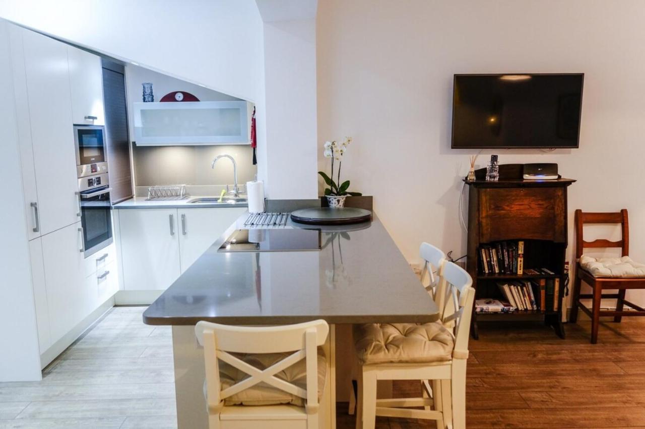 דירות אדינבורו Quiet Ground Floor Mews Flat And Parking מראה חיצוני תמונה