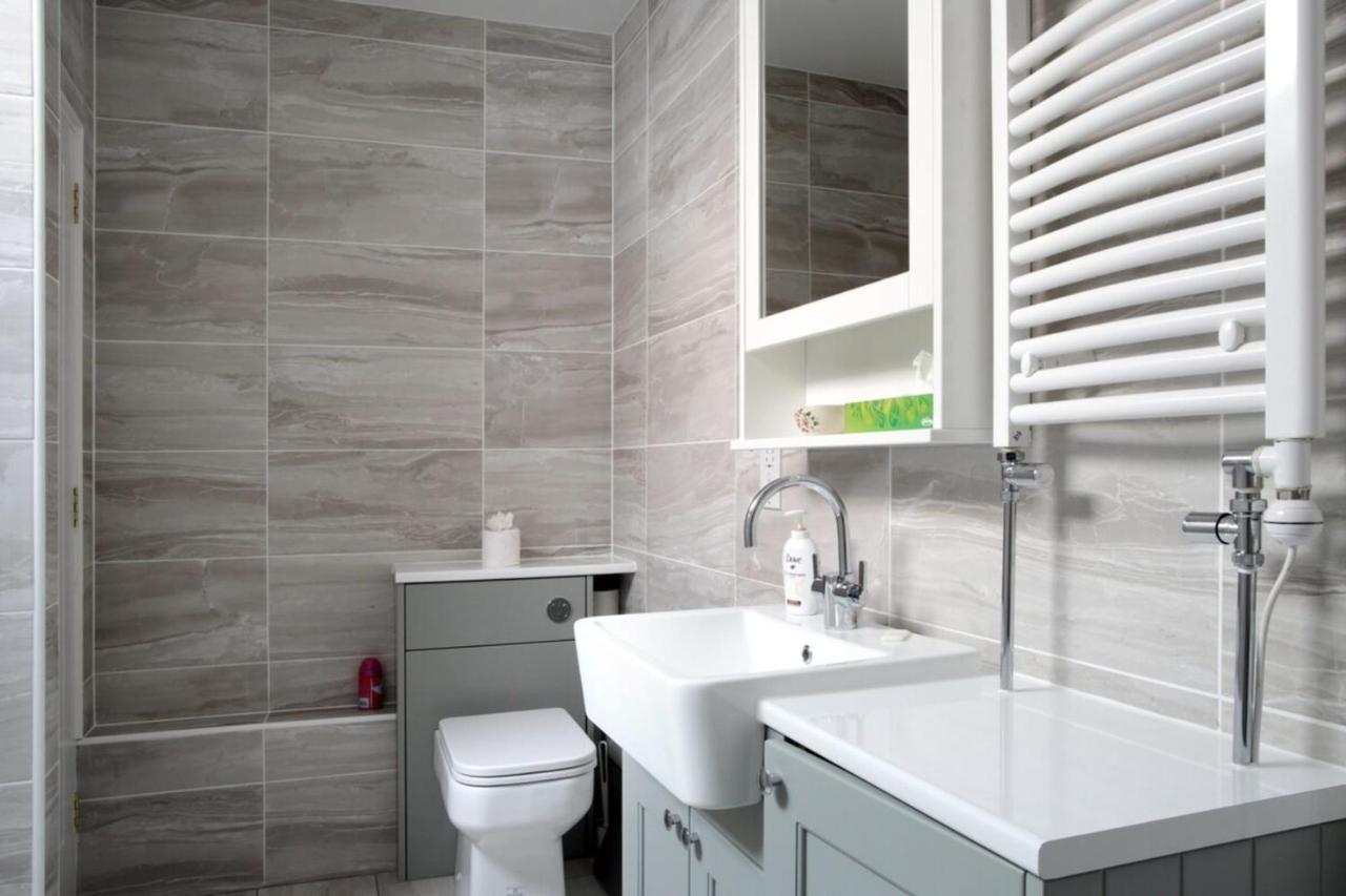 דירות אדינבורו Quiet Ground Floor Mews Flat And Parking מראה חיצוני תמונה