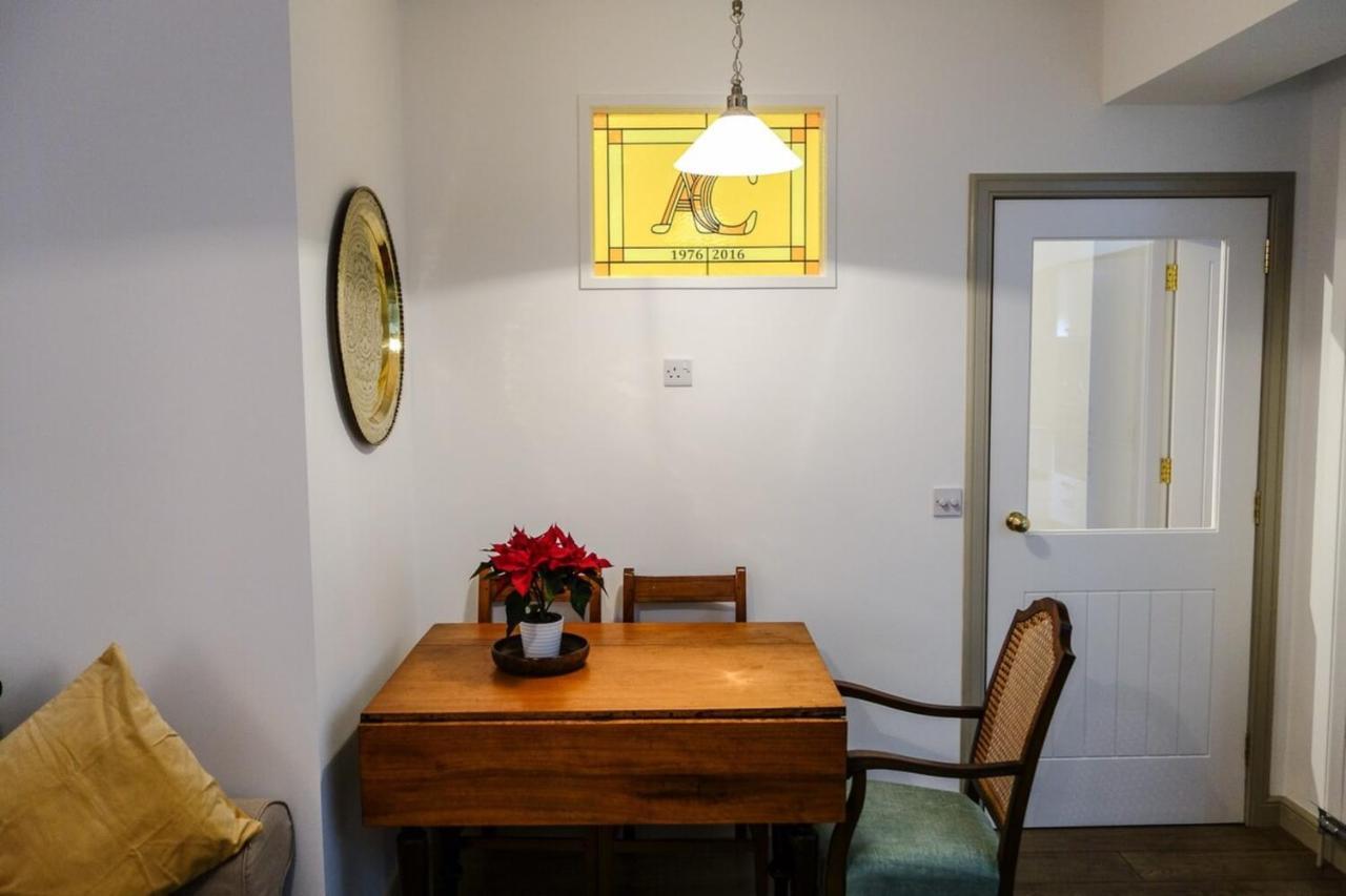 דירות אדינבורו Quiet Ground Floor Mews Flat And Parking מראה חיצוני תמונה